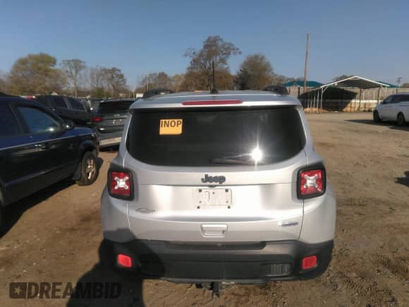 2018 Jeep Renegade Latitude with VIN ZACCJABB7JPH92304, listed as a IAAI auction lot 41890310 with 138,419 mi miles and . Bid and sale history available at DreamBid. Image 15.