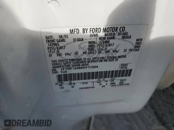 2005 Ford F-150 XL z VIN 1FTRF12285KF11204, wystawiony jako Copart lot #85546535 z przebiegiem 181 689 mil mil oraz Szkoda całkowita • Salvage title. Historia ofert i sprzedaży dostępna na DreamBid. Obrazek 12.