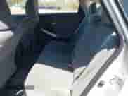 2013 Toyota Prius One z VIN JTDKN3DU4D5665193, wystawiony jako IAAI lot #42137373 z przebiegiem 196 469 mil mil oraz . Historia ofert i sprzedaży dostępna na DreamBid. Obrazek 8.