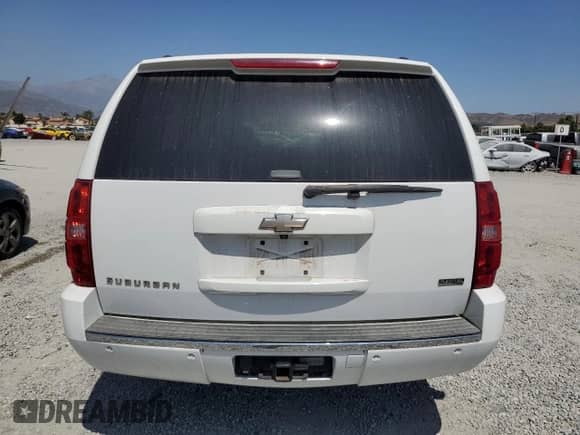 2009 Chevrolet Suburban LTZ с VIN 1GNFK36389R197216, выставлен на аукционе Copart как лот 60930325 с пробегом 226 026 миль миль и Списание • Salvage title. История ставок и продаж доступна на DreamBid. Изображение 6.