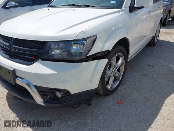 2017 Dodge Journey Crossroad Plus with VIN 3C4PDCGG4HT564501, listed as a IAAI auction lot 42518644 with 92,798 mi miles and . Bid and sale history available at DreamBid. Image 6.