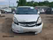 2008 Toyota Sienna XLE z VIN 5TDBK22C98S014316, wystawiony jako IAAI lot #42558176 z przebiegiem Nie podano mil oraz . Historia ofert i sprzedaży dostępna na DreamBid. Obrazek 12.