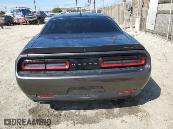 2020 Dodge Challenger R/T Scat Pack with VIN 2C3CDZFJ3LH103696, listed as a Copart auction lot 81903985 with 25,469 mi miles and Salvage title. Bid and sale history available at DreamBid. Image 6.