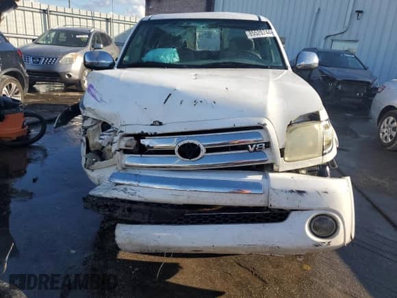 2004 Toyota Tundra SR5 z VIN 5TBBT44114S454246, wystawiony jako Copart lot #85520744 z przebiegiem 211 199 mil mil oraz Szkoda całkowita • Salvage title. Historia ofert i sprzedaży dostępna na DreamBid. Obrazek 5.