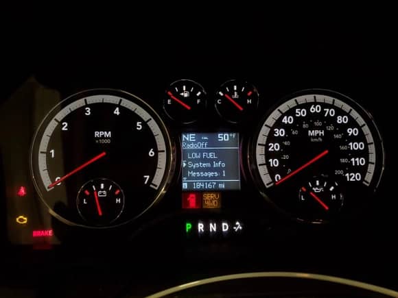 2009 Dodge 1500 SLT z VIN 1D3HV18T29S769312, wystawiony jako Copart lot #55844285 z przebiegiem 184 167 mil mil oraz Czysty tytuł • Clean title. Historia ofert i sprzedaży dostępna na DreamBid. Obrazek 9.