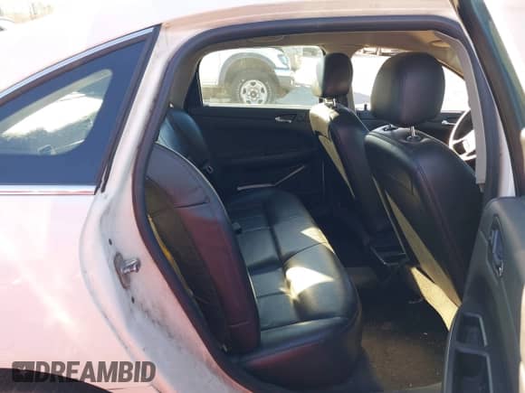 2006 Chevrolet Impala Police Police с VIN 2G1WS551X69371998, выставлен на аукционе IAAI как лот 41716557 с пробегом 173 113 миль миль и . История ставок и продаж доступна на DreamBid. Изображение 8.