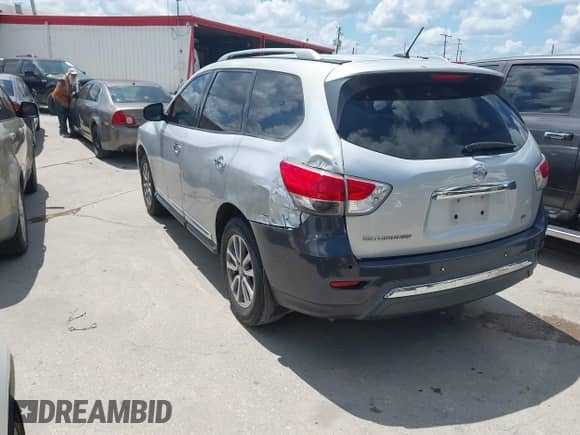 2013 Nissan Pathfinder SV with VIN 5N1AR2MNXDC621967, listed as a IAAI auction lot 42582796 with 220,729 mi miles and . Bid and sale history available at DreamBid. Image 3.