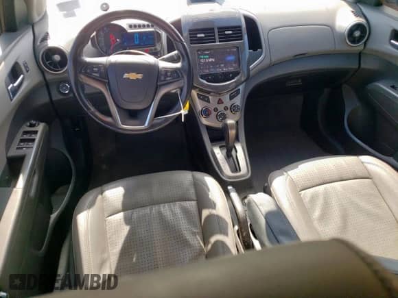 2014 Chevrolet Sonic LTZ with VIN 1G1JE5SB1E4218653, listed as a Copart auction lot 62074745 with 142,720 mi miles and Salvage title. Bid and sale history available at DreamBid. Image 8.