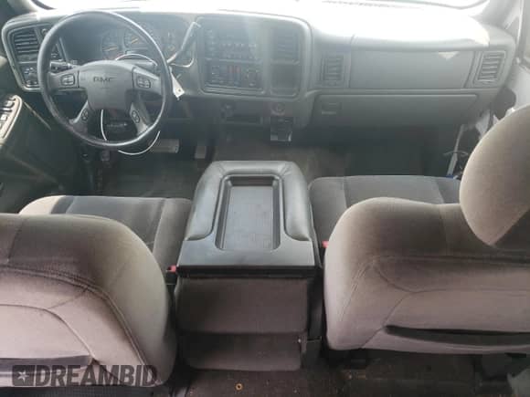 2006 GMC Sierra 1500 SLT with VIN 2GTEK13T261245231, listed as a Copart auction lot 59217485 with 152,098 mi miles and Salvage title. Bid and sale history available at DreamBid. Image 8.