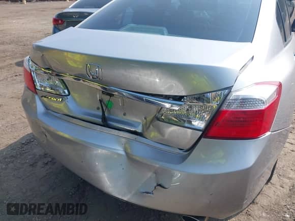 2014 Honda Accord LX с VIN 1HGCR2F33EA109085, выставлен на аукционе IAAI как лот 39960006 с пробегом 168 703 миль миль и . История ставок и продаж доступна на DreamBid. Изображение 6.