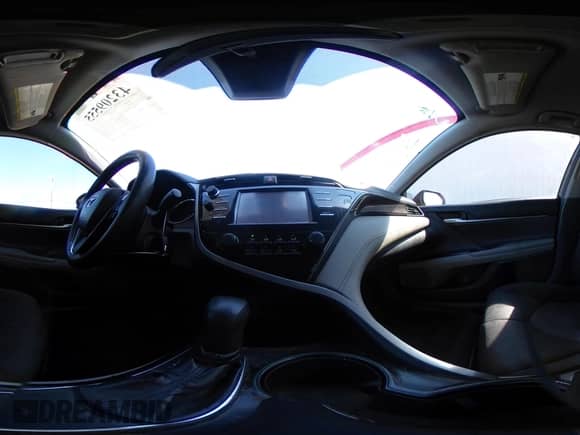 2019 Toyota Camry SE z VIN 4T1B11HK5KU750793, wystawiony jako IAAI lot #43209555 z przebiegiem 144 832 mil mil oraz . Historia ofert i sprzedaży dostępna na DreamBid. Obrazek 18.