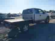 2005 Ford F-150 XLT z VIN 1FTPX14505NA41874, wystawiony jako IAAI lot #43535058 z przebiegiem 104 887 mil mil oraz . Historia ofert i sprzedaży dostępna na DreamBid. Obrazek 4.