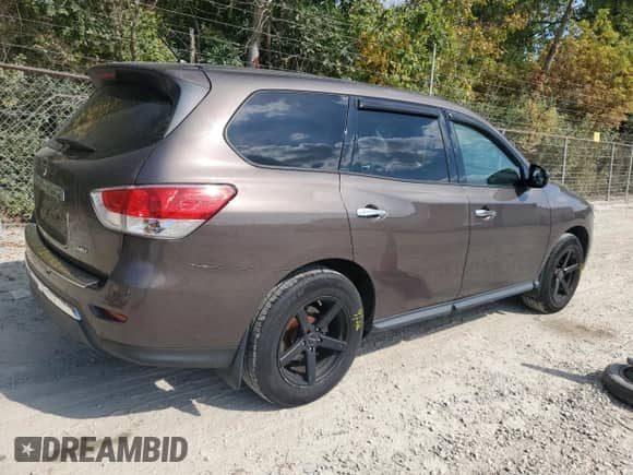 2015 Nissan Pathfinder SV z VIN 5N1AR2MM4FC640203, wystawiony jako Copart lot #80676635 z przebiegiem 124 943 mil mil oraz Szkoda całkowita • Salvage title. Historia ofert i sprzedaży dostępna na DreamBid. Obrazek 3.