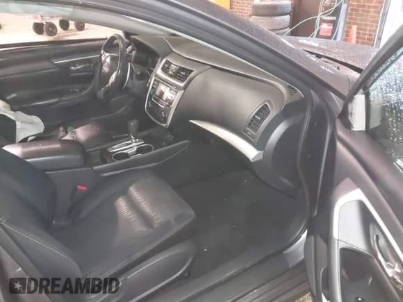 2016 Nissan Altima SL с VIN 1N4AL3AP4GC255435, выставлен на аукционе IAAI как лот 41722361 с пробегом 142 499 миль миль и . История ставок и продаж доступна на DreamBid. Изображение 5.