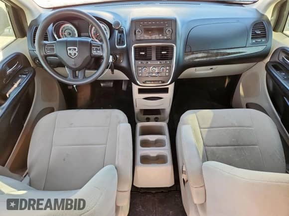 2011 Dodge Grand Caravan Express with VIN 2D4RN4DG8BR700514, listed as a Copart auction lot 72104035 with 94,946 mi miles and Clean title. Bid and sale history available at DreamBid. Image 8.