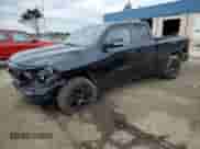 2021 Ram 1500 Big Horn с VIN 1C6SRFBT0MN822998, выставлен на аукционе Copart как лот 90260975 с пробегом 76 814 миль миль и Списание • Salvage title. История ставок и продаж доступна на DreamBid. Изображение 1.