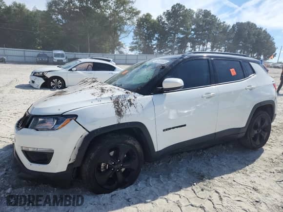 2018 Jeep Compass Altitude с VIN 3C4NJCBB9JT327164, выставлен на аукционе Copart как лот 85785555 с пробегом 121 406 миль миль и Списание • Salvage title. История ставок и продаж доступна на DreamBid. Изображение 1.