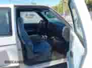 1993 Chevrolet S-10 с VIN 1GCCT19Z3P8176449, выставлен на аукционе IAAI как лот 43369153 с пробегом 250 174 миль миль и . История ставок и продаж доступна на DreamBid. Изображение 5.