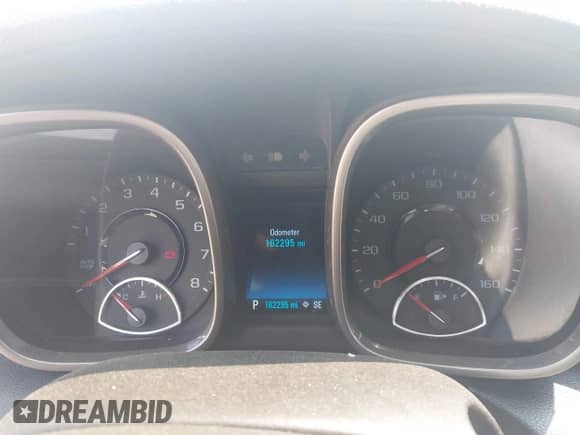 2014 Chevrolet Malibu LS z VIN 1G11B5SL2EF146027, wystawiony jako IAAI lot #42874173 z przebiegiem 162 295 mil mil oraz . Historia ofert i sprzedaży dostępna na DreamBid. Obrazek 7.