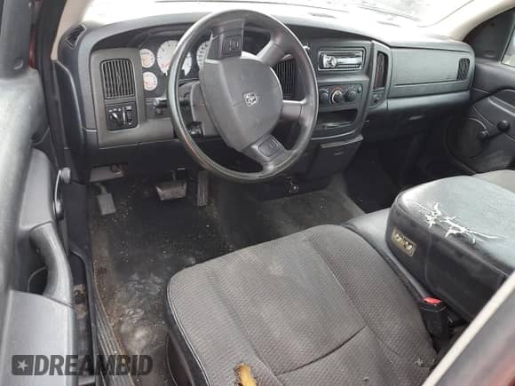 2004 Dodge 1500 SLT z VIN 1D7HA16DX4J187365, wystawiony jako Copart lot #59724505 z przebiegiem 204 260 mil mil oraz Szkoda całkowita • Salvage title. Historia ofert i sprzedaży dostępna na DreamBid. Obrazek 8.