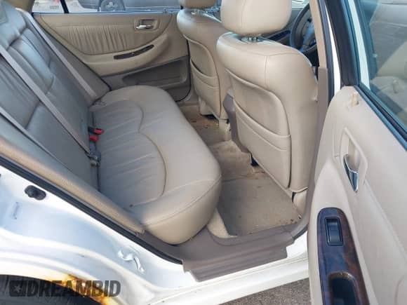 2000 Honda Accord EX с VIN 1HGCG1658YA043011, выставлен на аукционе IAAI как лот 43384702 с пробегом 98 766 миль миль и . История ставок и продаж доступна на DreamBid. Изображение 8.