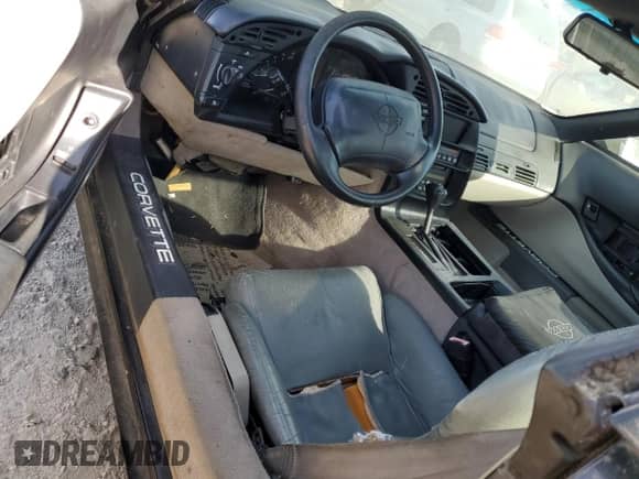 1996 Chevrolet Corvette with VIN 1G1YY22P1T5110797, listed as a Copart auction lot 82848344 with Not provided miles and Clean title. Bid and sale history available at DreamBid. Image 8.