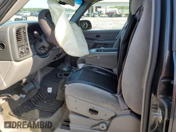 2005 Chevrolet Suburban LT с VIN 1GNFK16Z55J230447, выставлен на аукционе Copart как лот 68844955 с пробегом Не указан миль и Списание • Salvage title. История ставок и продаж доступна на DreamBid. Изображение 7.