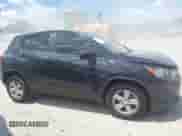 2022 Chevrolet Trax LS z VIN KL7CJNSM8NB505459, wystawiony jako IAAI lot #42849248 z przebiegiem 9 213 mil mil oraz . Historia ofert i sprzedaży dostępna na DreamBid. Obrazek 13.