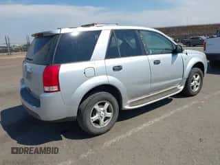 2007 Saturn VUE I4 z VIN 5GZCZ33D77S815330, wystawiony jako IAAI lot #43117539 z przebiegiem 206 760 mil mil oraz . Historia ofert i sprzedaży dostępna na DreamBid. Obrazek 4.