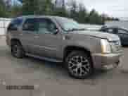 2007 Cadillac Escalade с VIN 1GYFK63887R285121, выставлен на аукционе Copart как лот 68832695 с пробегом 222 300 миль миль и Списание • Salvage title. История ставок и продаж доступна на DreamBid. Изображение 4.