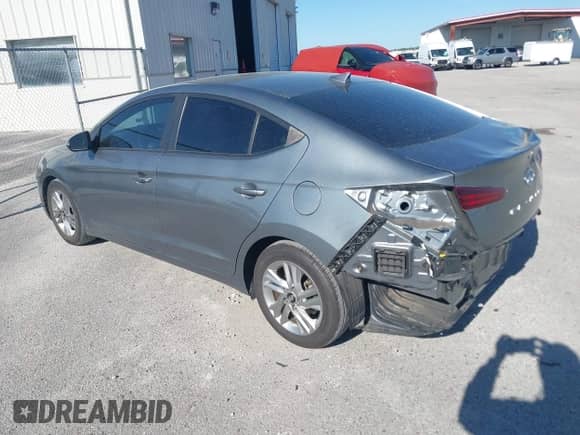 2019 Hyundai Elantra Value Edition z VIN KMHD84LF3KU806116, wystawiony jako IAAI lot #41803325 z przebiegiem 48 750 mil mil oraz . Historia ofert i sprzedaży dostępna na DreamBid. Obrazek 3.
