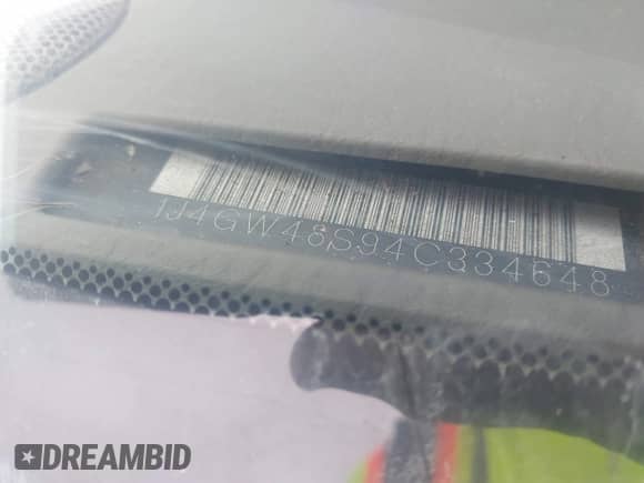 2004 Jeep Grand Cherokee Laredo z VIN 1J4GW48S94C334648, wystawiony jako IAAI lot #42979256 z przebiegiem 155 411 mil mil oraz . Historia ofert i sprzedaży dostępna na DreamBid. Obrazek 9.