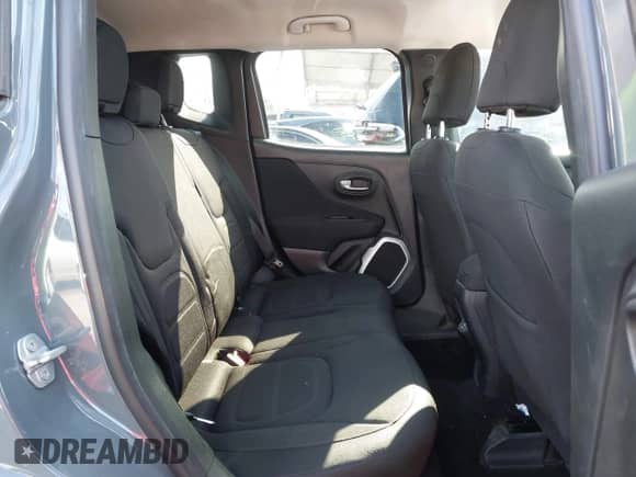 2018 Jeep Renegade Latitude with VIN ZACCJABB4JPH27118, listed as a IAAI auction lot 43283714 with 91,236 mi miles and . Bid and sale history available at DreamBid. Image 8.