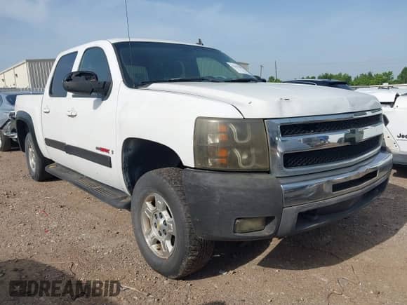 2008 Chevrolet Silverado 1500 with VIN 2GCFC13Y681118367, listed as a IAAI auction lot 42632087 with 99,623 mi miles and . Bid and sale history available at DreamBid. Image 1.