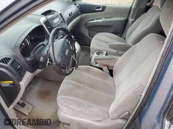 2007 Hyundai Entourage GLS с VIN KNDMC233276029811, выставлен на аукционе Copart как лот 81155265 с пробегом 183 268 миль миль и Чистый • Clean title. История ставок и продаж доступна на DreamBid. Изображение 7.
