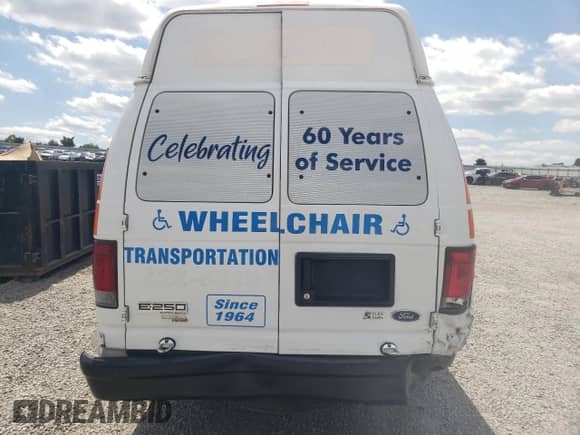 2012 Ford Econoline Cargo Commercial with VIN 1FTNS2EW4CDA86676, listed as a Copart auction lot 57550165 with 251,780 mi miles and Salvage title. Bid and sale history available at DreamBid. Image 6.