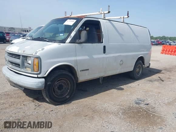 1999 Chevrolet Express с VIN 1GCGG25R8X1020689, выставлен на аукционе IAAI как лот 42700888 с пробегом 374 232 миль миль и . История ставок и продаж доступна на DreamBid. Изображение 17.