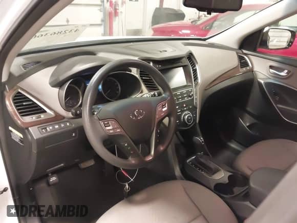 2017 Hyundai Santa Fe 2.4L with VIN 5NMZUDLBXHH015181, listed as a IAAI auction lot 43286360 with 85,190 mi miles and . Bid and sale history available at DreamBid. Image 19.