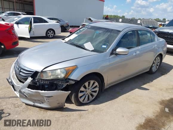 2012 Honda Accord LX с VIN 1HGCP2F39CA222462, выставлен на аукционе IAAI как лот 43382705 с пробегом 222 621 миль миль и . История ставок и продаж доступна на DreamBid. Изображение 17.