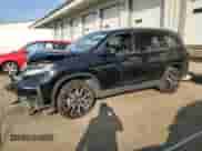 2021 Honda Pilot Elite z VIN 5FNYF6H04MB002141, wystawiony jako Copart lot #66988885 z przebiegiem Nie podano mil oraz Szkoda całkowita • Salvage title. Historia ofert i sprzedaży dostępna na DreamBid. Obrazek 1.