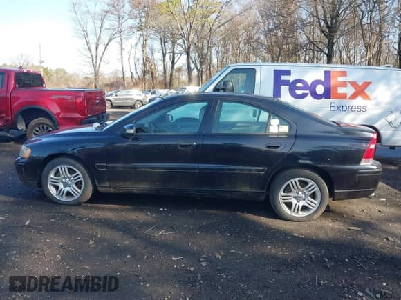 2007 Volvo S60 2.5L Turbo с VIN YV1RS592872630845, выставлен на аукционе IAAI как лот 41869502 с пробегом 74 732 миль миль и . История ставок и продаж доступна на DreamBid. Изображение 14.