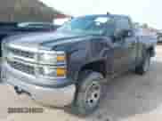 2014 Chevrolet Silverado 1500 Work Truck z VIN 1GCNKPEC6EZ296723, wystawiony jako IAAI lot #42026115 z przebiegiem 247 718 mil mil oraz . Historia ofert i sprzedaży dostępna na DreamBid. Obrazek 20.