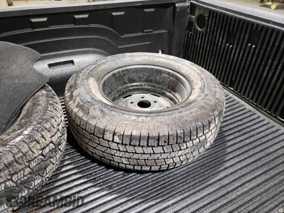 2023 Ram 1500 Tradesman z VIN 1C6RR7FT7PS527773, wystawiony jako Copart lot #44564895 z przebiegiem 46 041 mil mil oraz Czysty tytuł • Clean title. Historia ofert i sprzedaży dostępna na DreamBid. Obrazek 12.