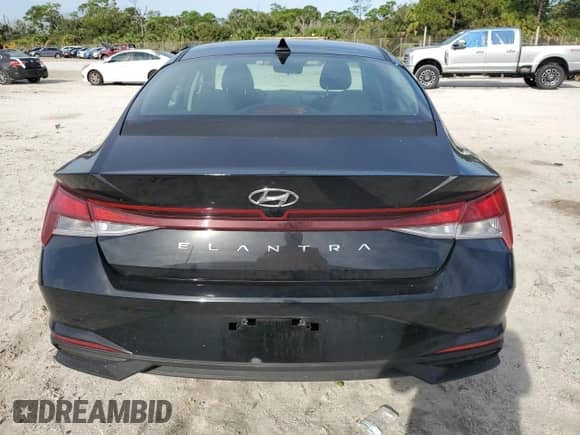 2022 Hyundai Elantra SEL с VIN KMHLM4AG8NU351724, выставлен на аукционе Copart как лот 71079965 с пробегом 75 644 миль миль и Списание • Salvage title. История ставок и продаж доступна на DreamBid. Изображение 6.