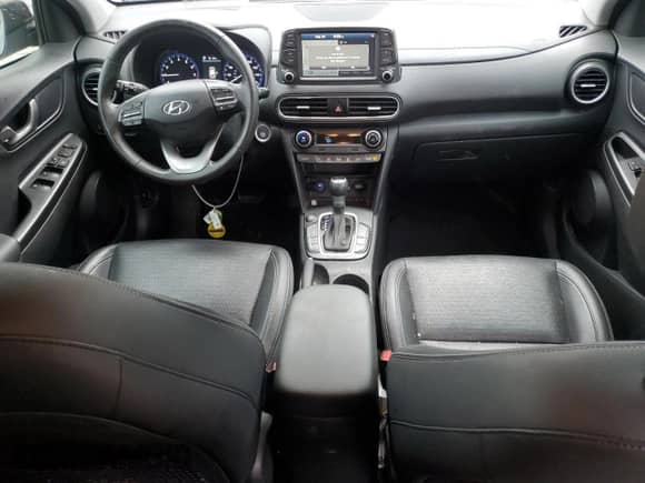 2021 Hyundai Kona Ultimate z VIN KM8K53A57MU644031, wystawiony jako Copart lot #69363535 z przebiegiem 60 943 mil mil oraz Szkoda całkowita • Salvage title. Historia ofert i sprzedaży dostępna na DreamBid. Obrazek 8.