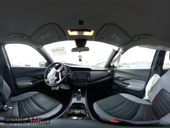 2022 Nissan Kicks SR z VIN 3N1CP5DV3NL493634, wystawiony jako IAAI lot #43139763 z przebiegiem 51 524 mil mil oraz . Historia ofert i sprzedaży dostępna na DreamBid. Obrazek 17.