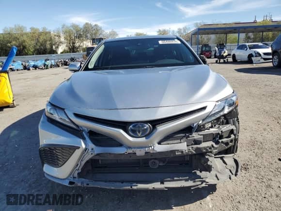 2023 Toyota Camry Hybrid XSE с VIN 4T1K31AKXPU609407, выставлен на аукционе Copart как лот 66486835 с пробегом 26 892 миль миль и Списание • Salvage title. История ставок и продаж доступна на DreamBid. Изображение 5.