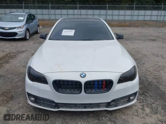 2016 BMW 5 Series 528i xDrive с VIN WBA5A7C57GG147935, выставлен на аукционе IAAI как лот 43255383 с пробегом 135 447 миль миль и . История ставок и продаж доступна на DreamBid. Изображение 13.
