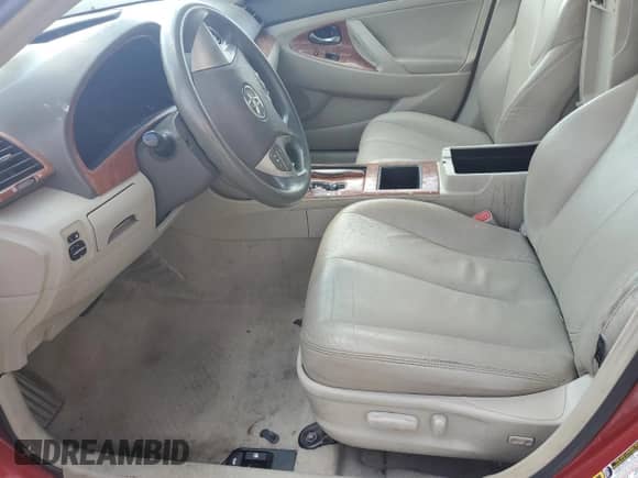 2009 Toyota Camry z VIN 4T1BE46K09U382655, wystawiony jako Copart lot #80405155 z przebiegiem Nie podano mil oraz Szkoda całkowita • Salvage title. Historia ofert i sprzedaży dostępna na DreamBid. Obrazek 7.