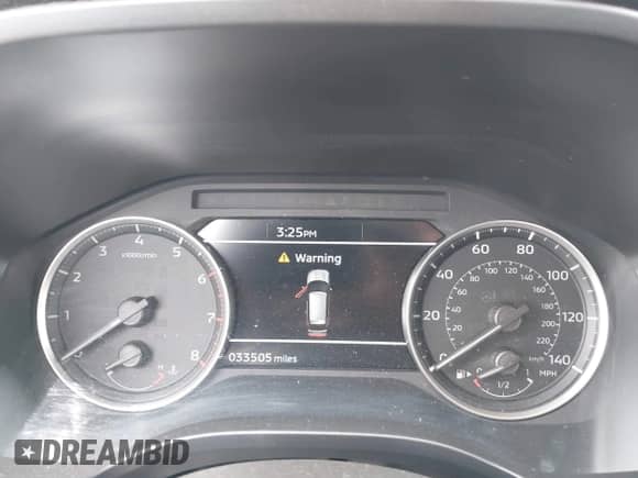 2024 Mitsubishi Outlander ES with VIN JA4J3UA88RZ012424, listed as a IAAI auction lot 43268094 with 33,505 mi miles and . Bid and sale history available at DreamBid. Image 7.